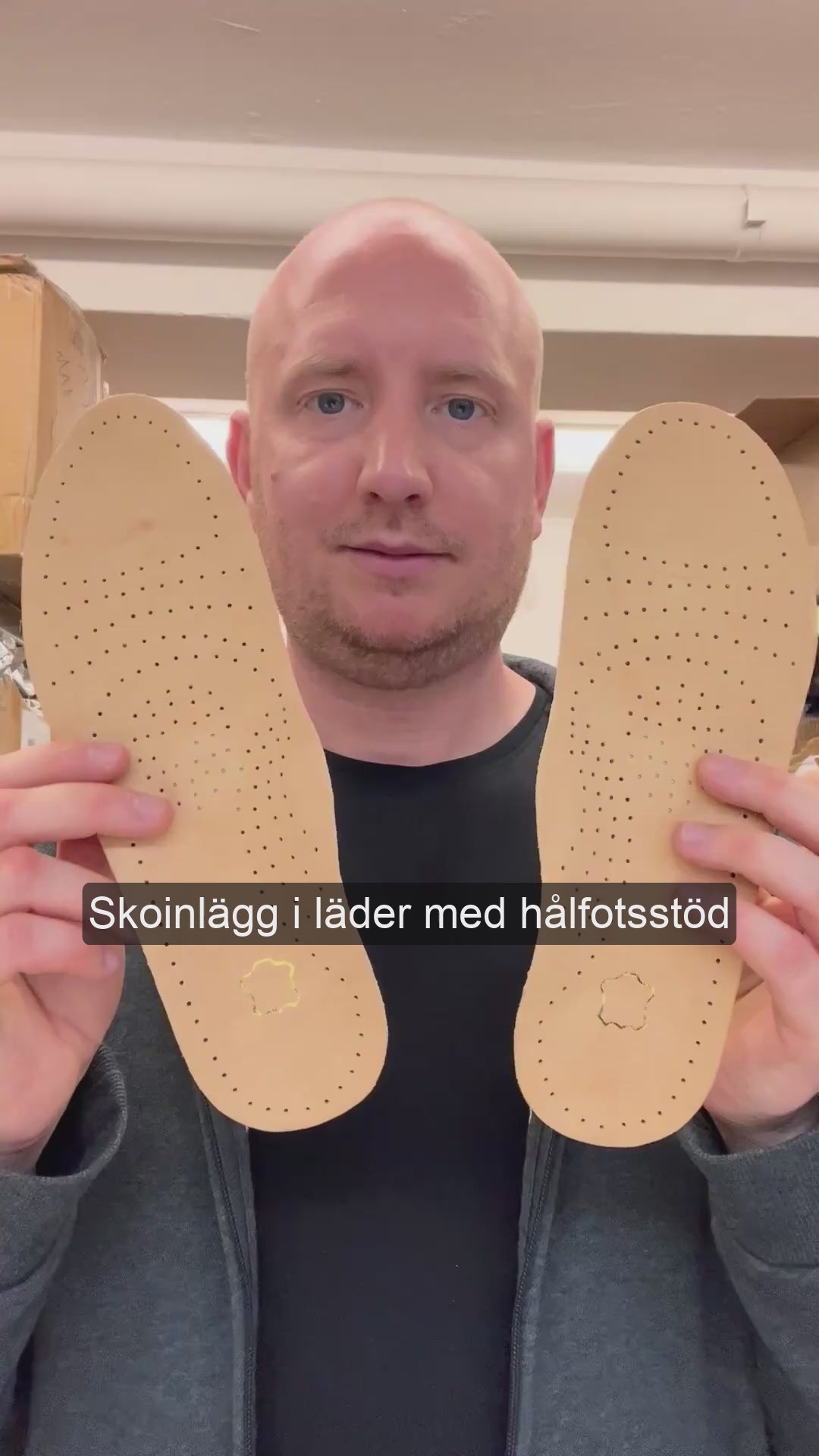 Skoinlägg i läder med hålfotsstöd